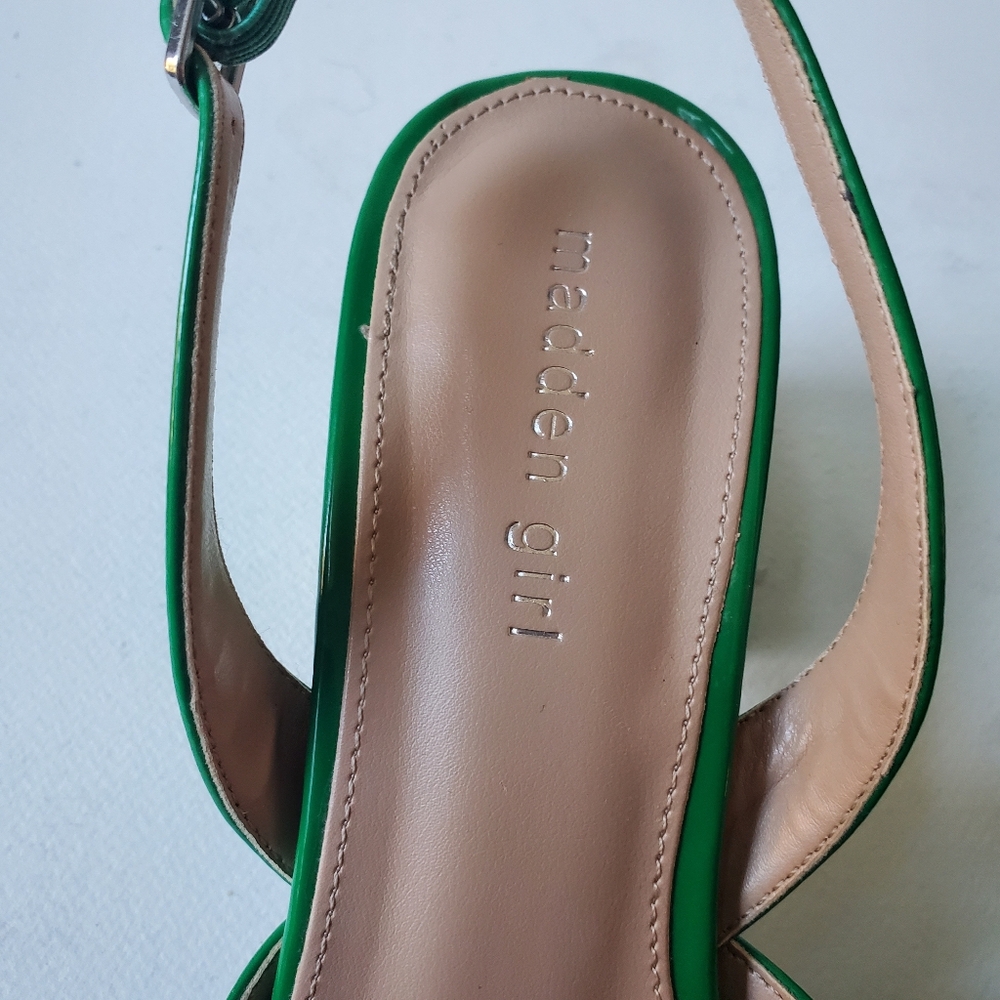MADDEN GIRL NOVVAA SLINGBACK GREEN PATENT BLOCK HEEL SHOE - Picture 9 of 11